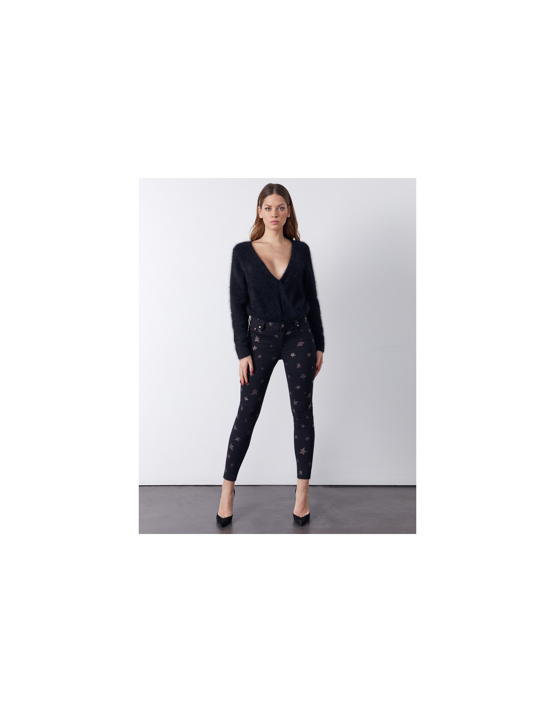 cropped skinny black trousers